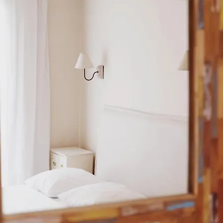 Coq Hotel
