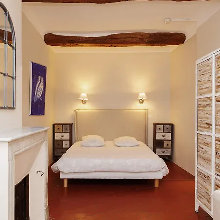 Coq Hotel Cogolin