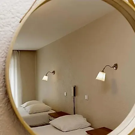 Coq Hotel Cogolin